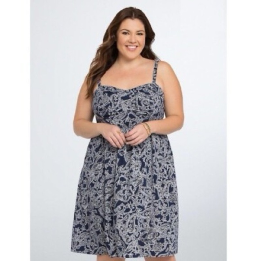 TORRID Paisley Challis Skater Dress with pockets Navy Blue and White plus size 3